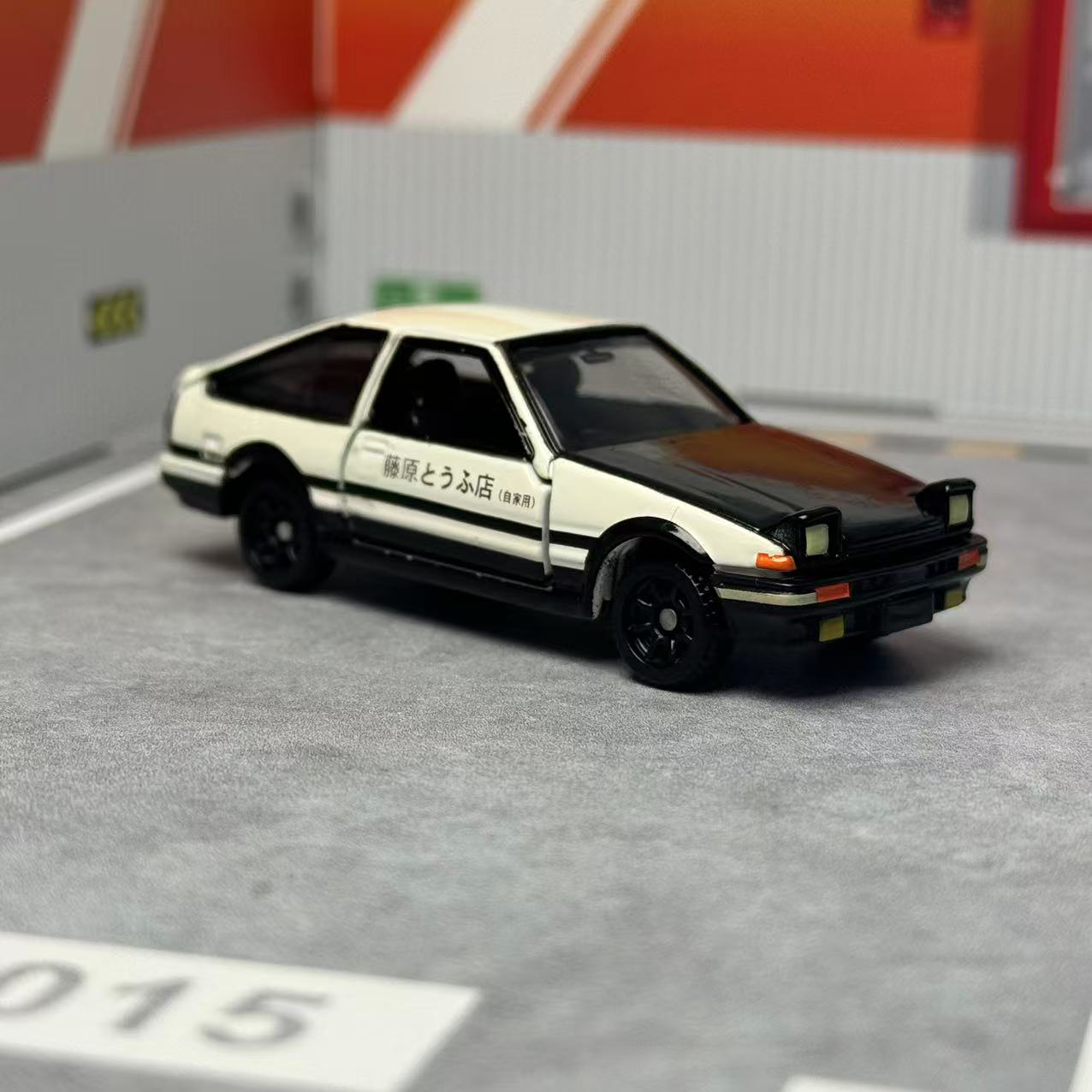 Takara Tomy Tomica NO.145 Drea - Model Kit Ae86 评论和价格