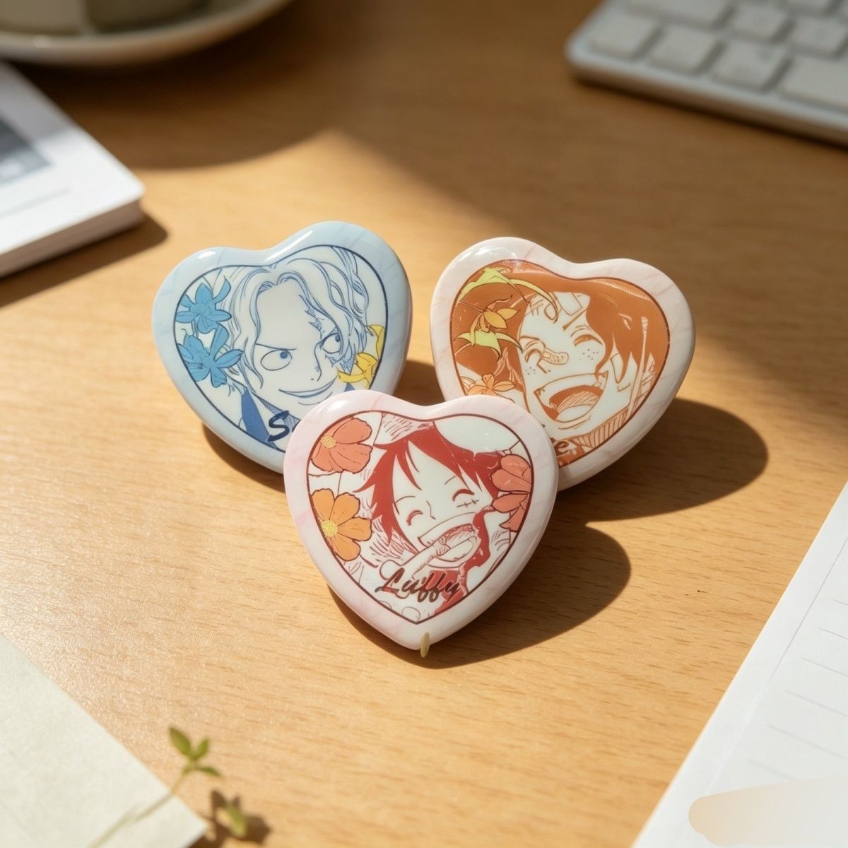 One Piece Luffy Ace Love Badge - Model Kit Luffy 评论和价格